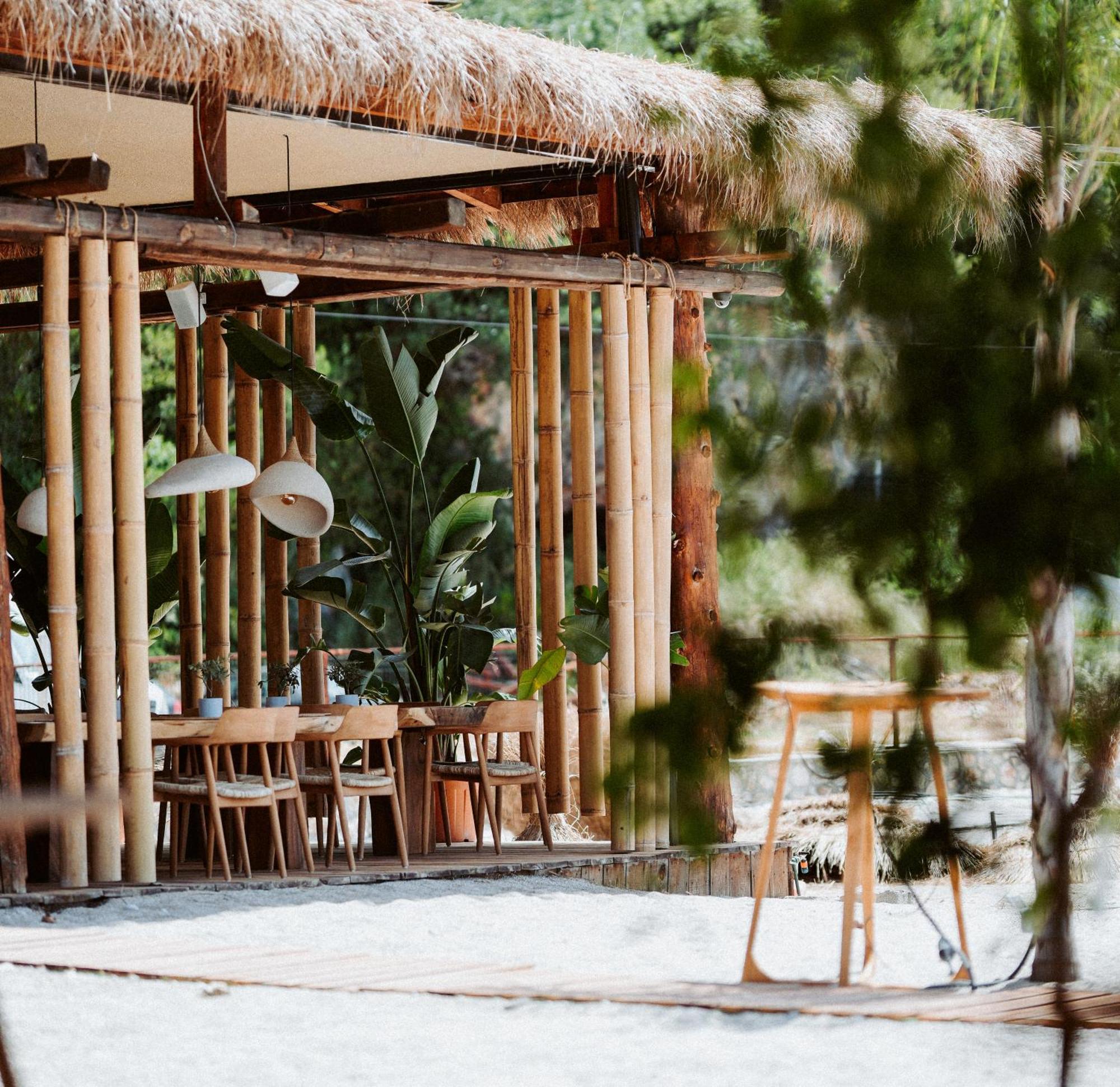 Palladium Beach Hotel- Private Beach Included Dhermi Exterior photo